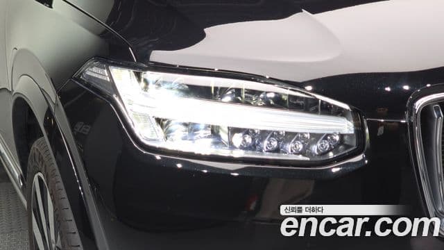 Volvo XC90 2024 — Photo 25/36