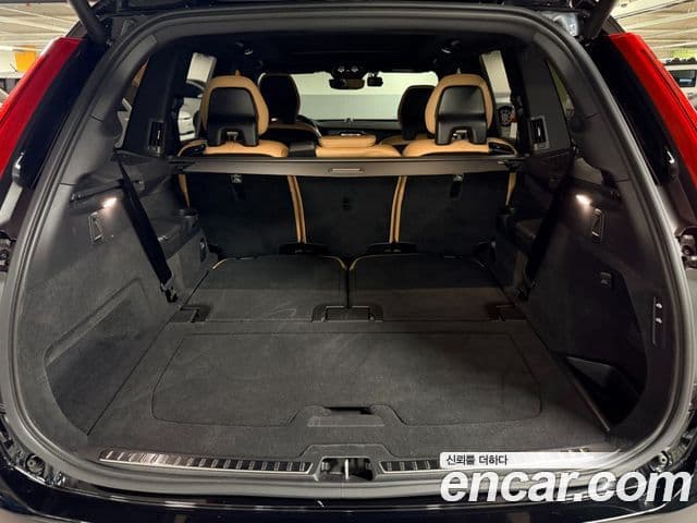 Volvo XC90 2024 — Photo 15/36