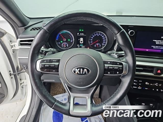 Kia K5 2021 — фото 7 из 20