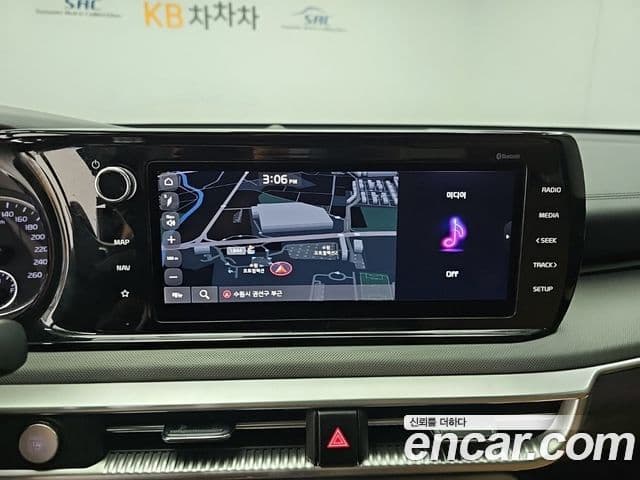 Kia K5 2021 — Şəkil 15/20