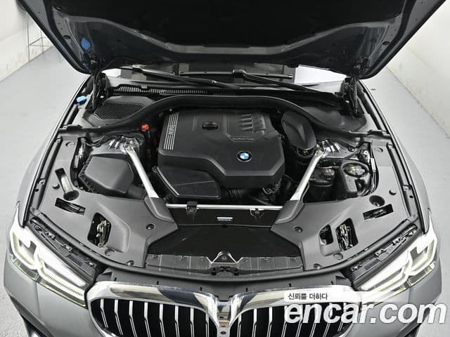 BMW 5 Series 2023 — Şəkil 7/20