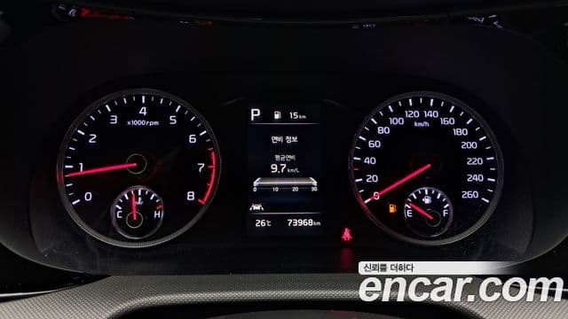Kia K5 2023 — ფოტო 8/20
