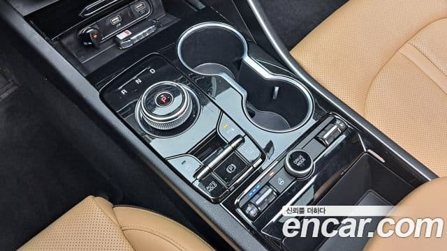 Kia K5 2023 — ფოტო 9/20