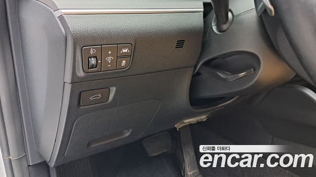 Kia K5 2023 — ფოტო 14/20