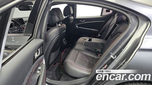 Genesis G70 2020 — фото 12 из 20