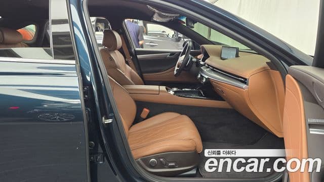 Genesis G80 2022 — Şəkil 28/32