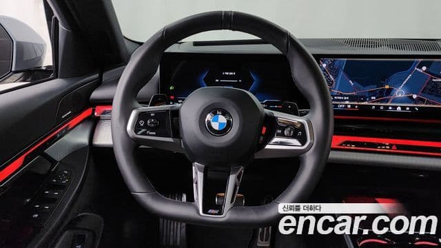 BMW 5 Series 2024 — Фото 13/20