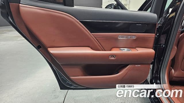 Genesis G90 2022 — Şəkil 14/30
