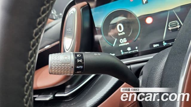 Genesis G90 2022 — Şəkil 27/30