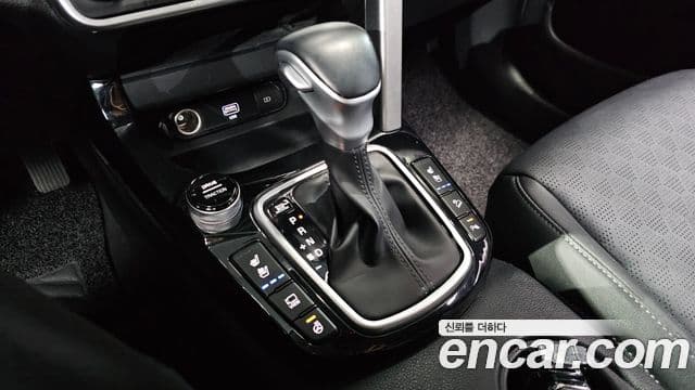 Kia Seltos 2022 — фото 9 из 20