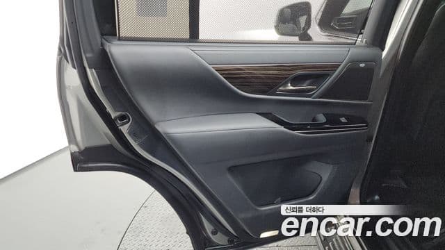 Lexus LX 2025 — Photo 21/38