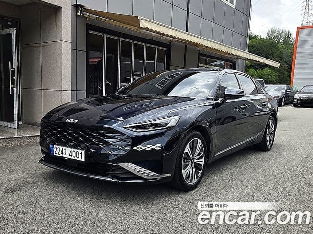 Kia K8 2023 — Şəkil 9/20