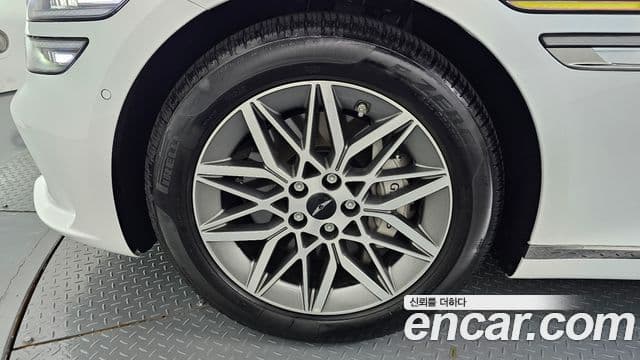 Genesis Electrified G80 2024 — ფოტო 5/20
