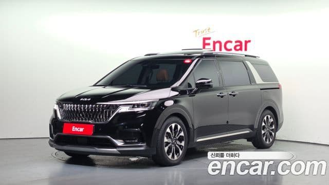 Kia Carnival 2023 — ფოტო 1/20