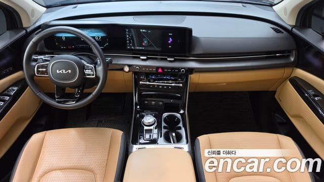 Kia Carnival 2023 — фото 7 из 20