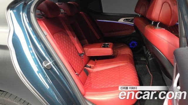 Genesis G70 2022 — ფოტო 12/20
