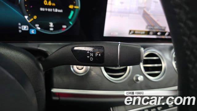 Mercedes-Benz E-Class 2020 — ფოტო 9/20