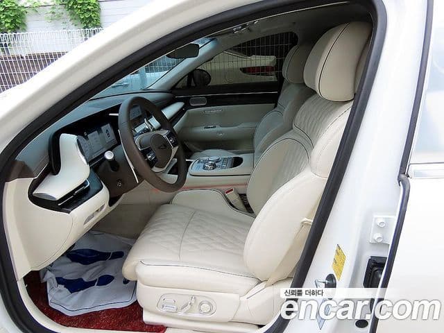 Genesis G90 2022 — Şəkil 19/20
