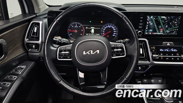 Kia Sorento 2022 — фото 13 из 20