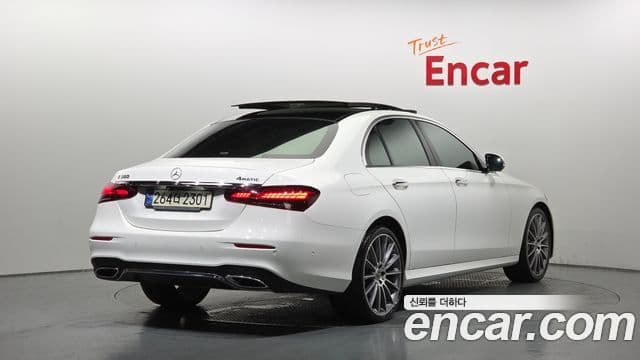 Mercedes-Benz E-Class 2021 — Şəkil 2/20
