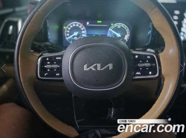 Kia Sorento 2022 — Фото 4/20