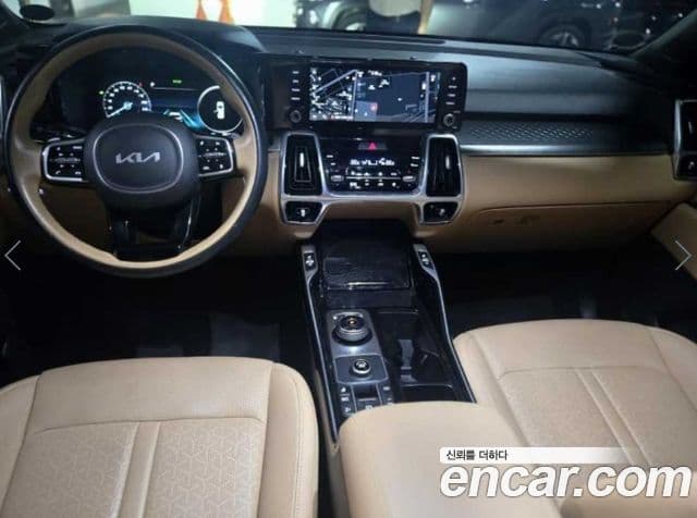 Kia Sorento 2022 — Фото 8/20