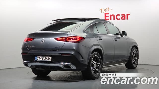 Mercedes-Benz GLE-Class 2021 — Фото 2/20
