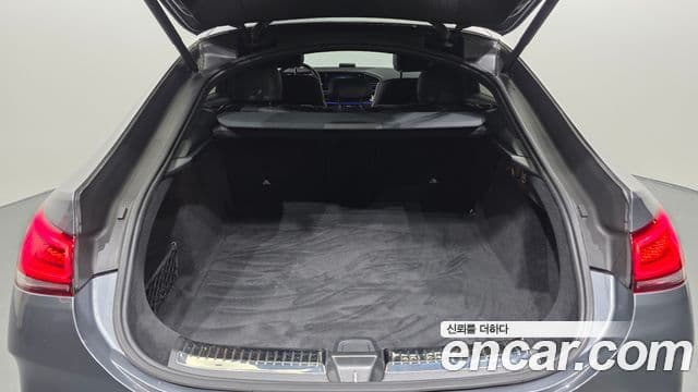 Mercedes-Benz GLE-Class 2021 — Şəkil 25/41