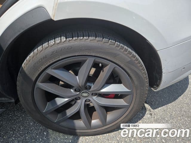 Land Rover Range Rover Sport 2023 — фото 11 из 16
