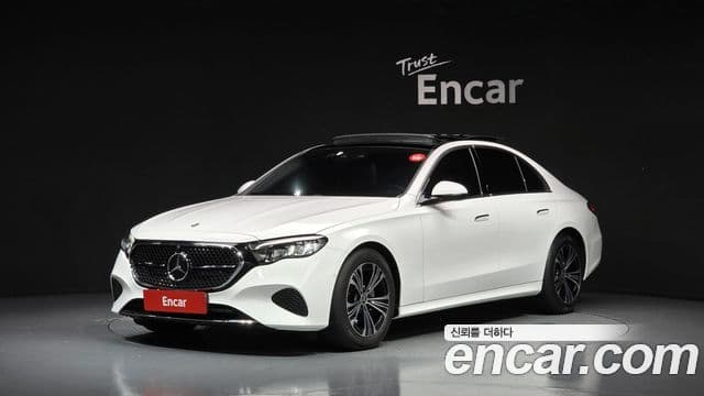 Mercedes-Benz E-Class 2024 — Şəkil 20/20