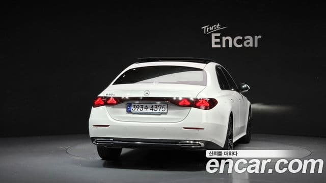 Mercedes-Benz E-Class 2024 — Şəkil 3/20