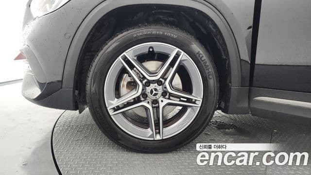 Mercedes-Benz GLA-Class 2021 — фото 4 из 20