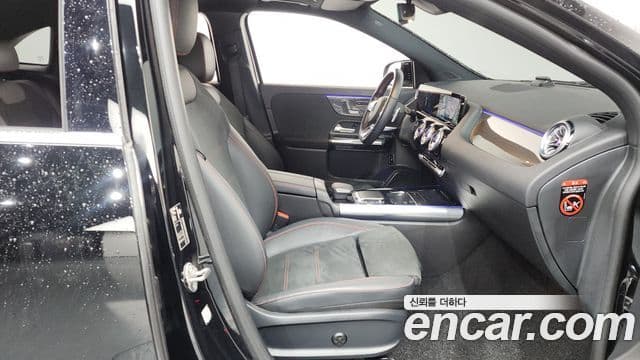 Mercedes-Benz GLA-Class 2021 — фото 10 из 20
