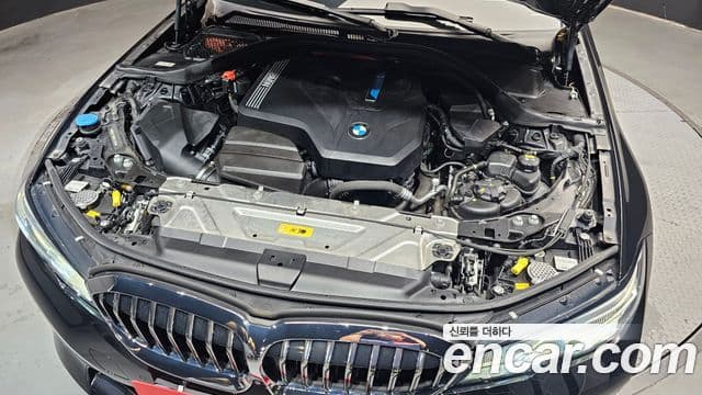 BMW 3 Series 2021 — фото 6 из 20