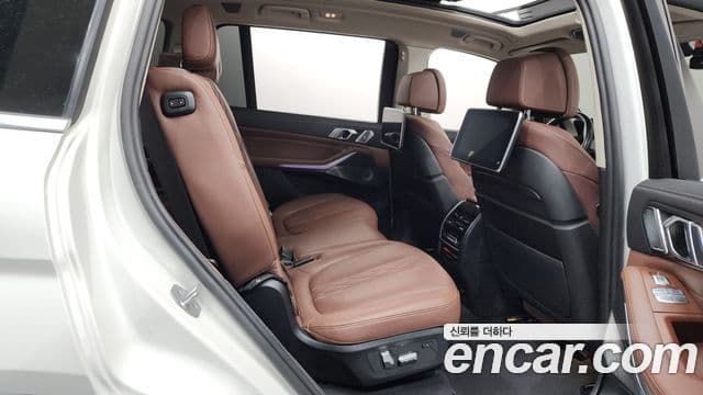 BMW X7 2022 — Şəkil 12/20