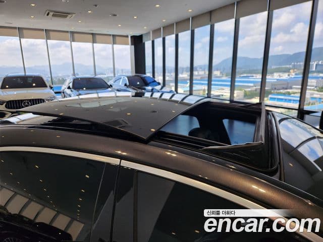 Mercedes-Benz S-Class 2025 — ფოტო 14/20