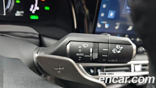 Lexus RX350h 2023 — фото 20 из 20