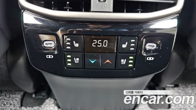 Lexus RX350h 2023 — Photo 3/32