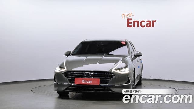 Hyundai Sonata 2019 — ფოტო 3/20