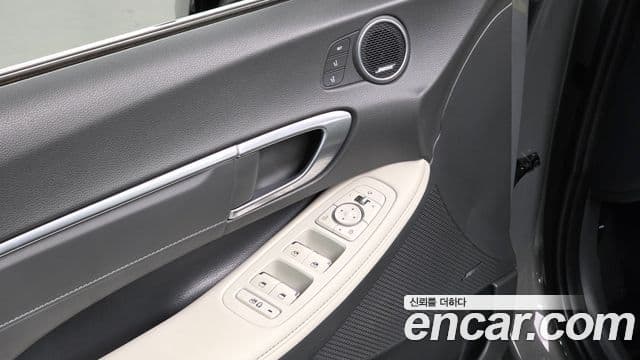 Hyundai Sonata 2019 — ფოტო 16/20