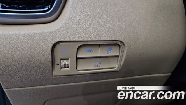 Kia Sorento 2020 — ფოტო 19/20