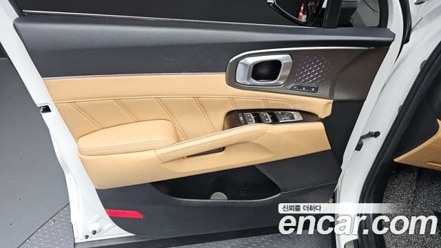 Kia Sorento 2020 — Photo 17/31