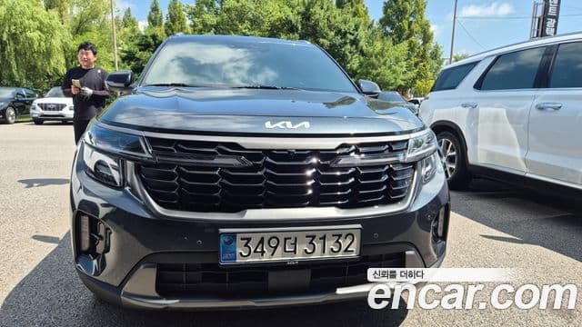 Kia Seltos 2023 — Şəkil 2/20