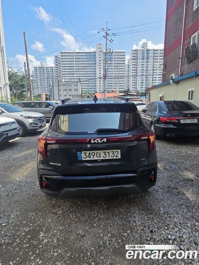 Kia Seltos 2023 — Şəkil 4/20