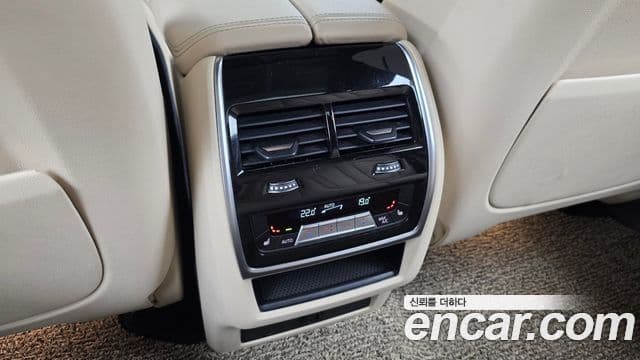 BMW X5 2021 — ფოტო 19/20