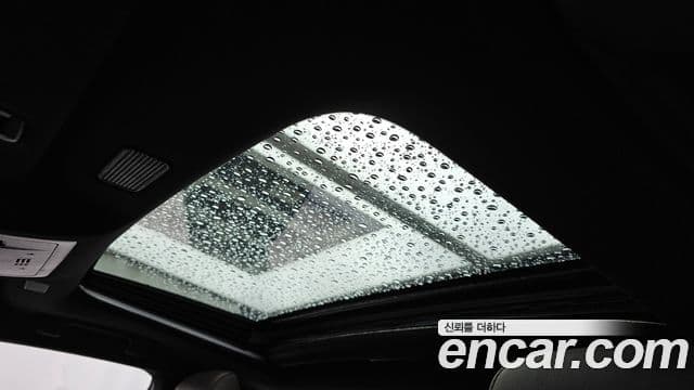 Lexus ES300h 2023 — ფოტო 18/20