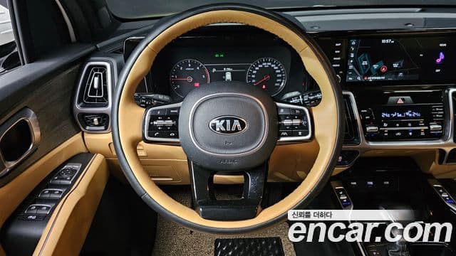 Kia Sorento 2020 — Фото 13/20