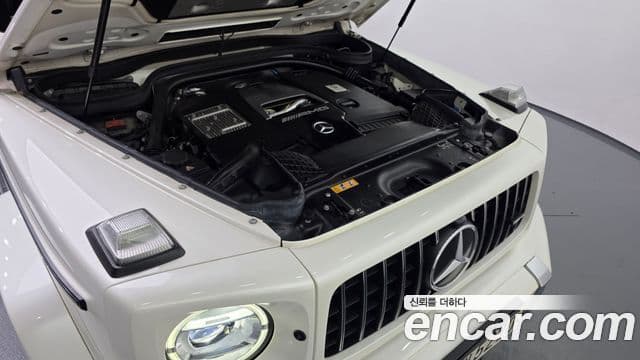 Mercedes-Benz G-Class 2020 — Photo 19/20
