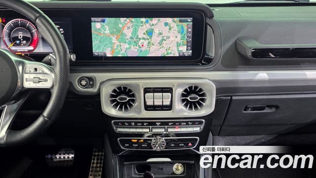 Mercedes-Benz G-Class 2020 — Photo 2/20