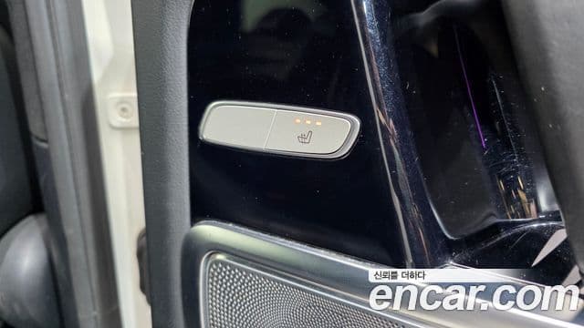 Mercedes-Benz G-Class 2020 — Photo 20/20